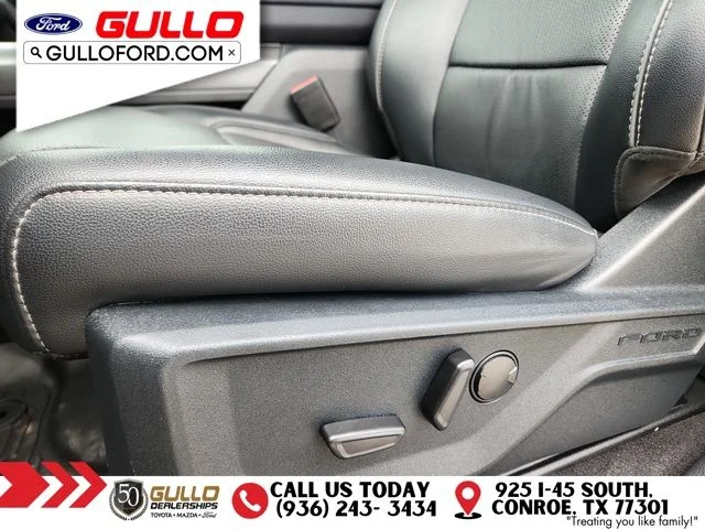Used 2025 Gray Metallic Ford Lariat image 21