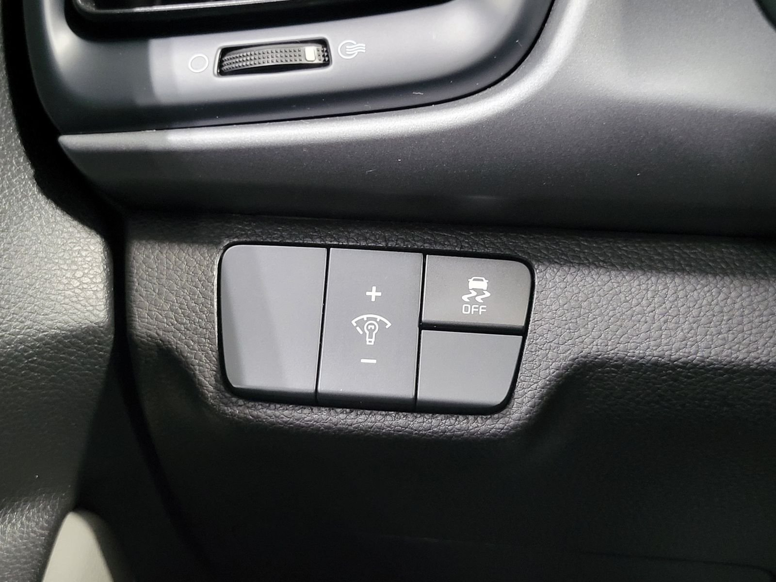 Used 2023 Gray Kia S image 13
