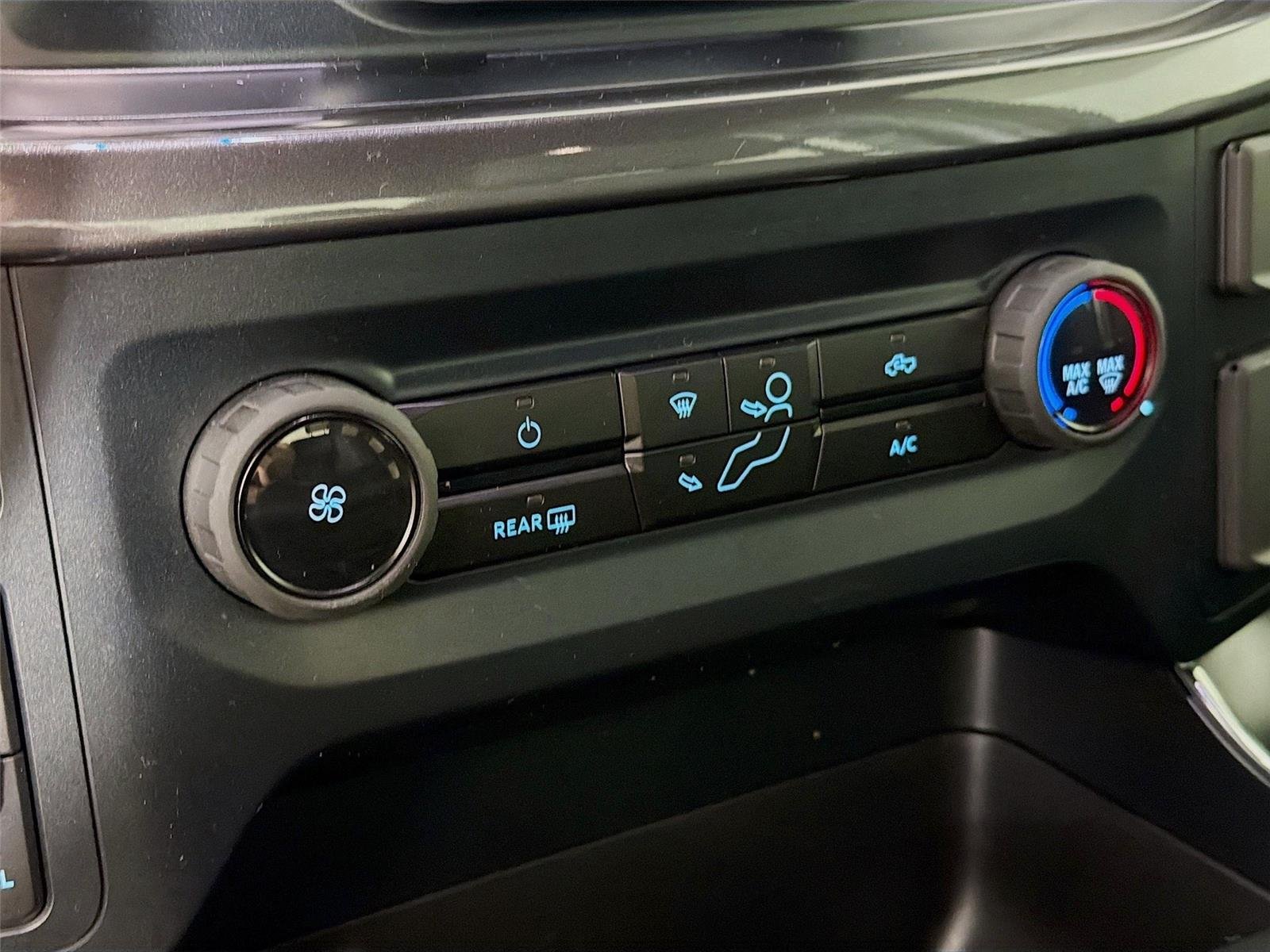 Used 2023 Agate Black Ford XL image 17
