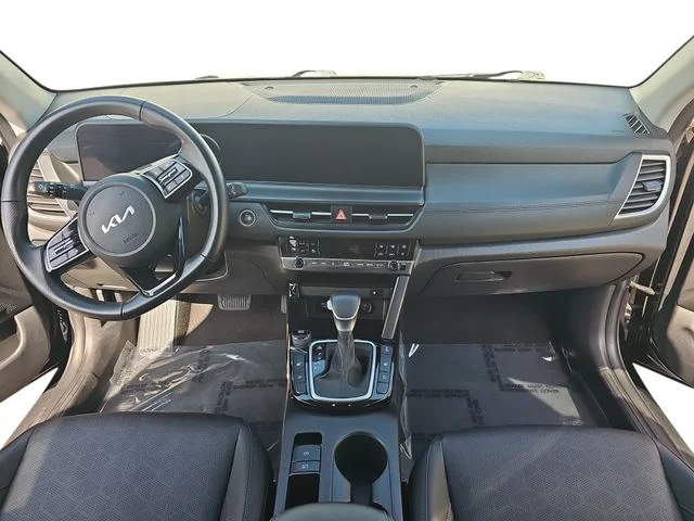Used 2024 Black Kia SX image 9