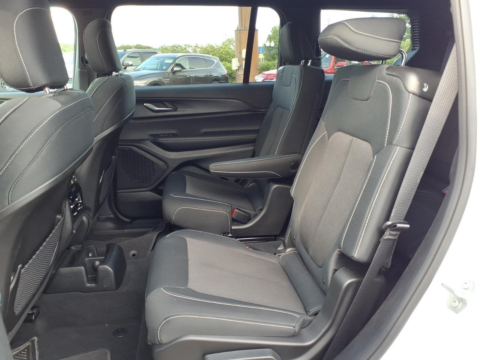 Used 2024 Bright White Clearcoat Jeep Laredo X image 19