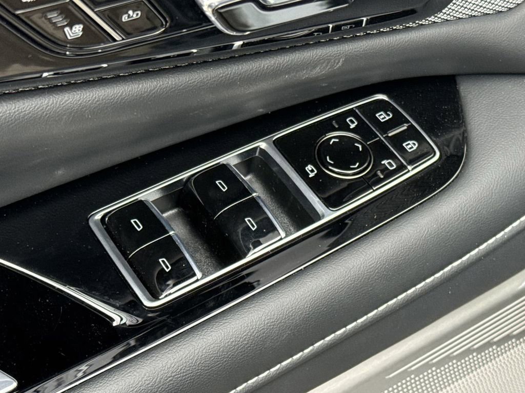 2026 Cadillac OPTIQ Premium Sport - Photo 13