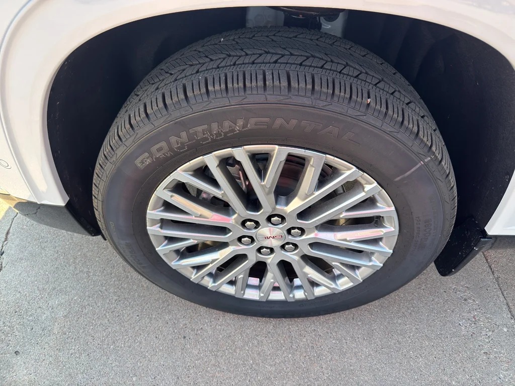 New 2026 Glacier White Tricoat GMC Denali image 24