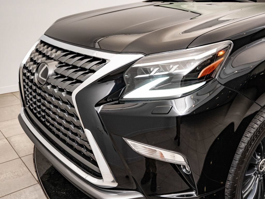 Used 2021 Onyx Black Lexus 460 Premium image 3