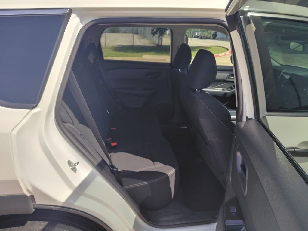 Used 2024 White Nissan S image 13