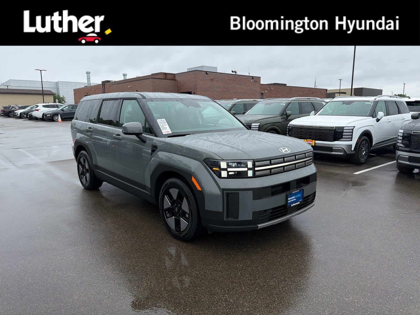 Used 2026 Hampton Gray Hyundai SE image 1