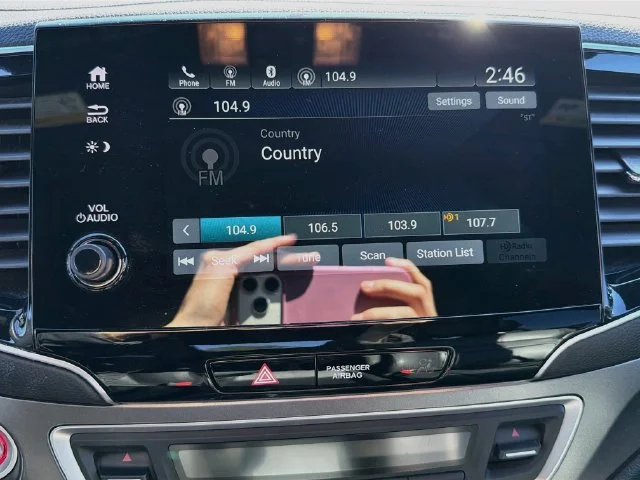 Used 2023  Honda EX-L image 17