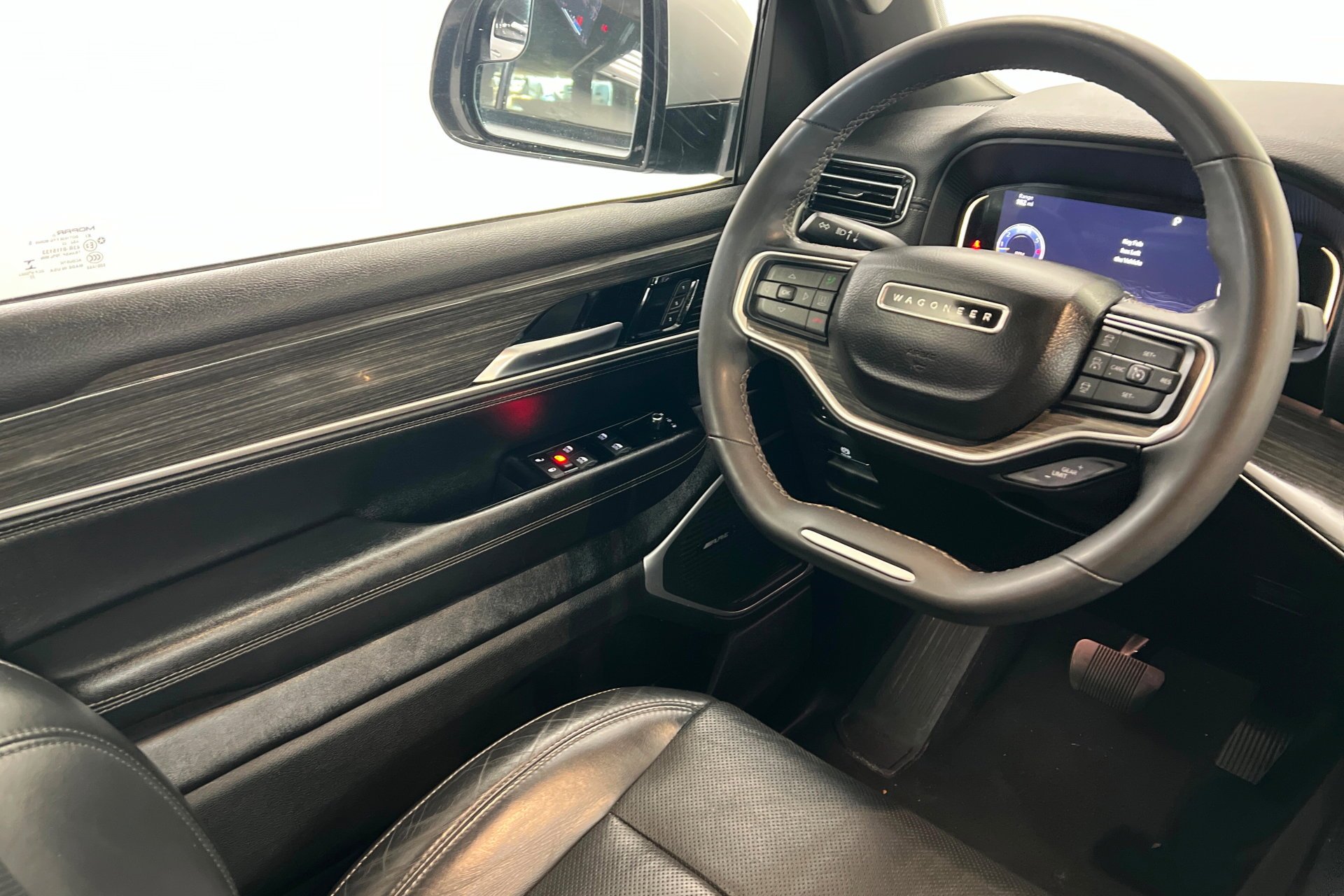 Used 2022 Silver Zynith Jeep Series II image 12