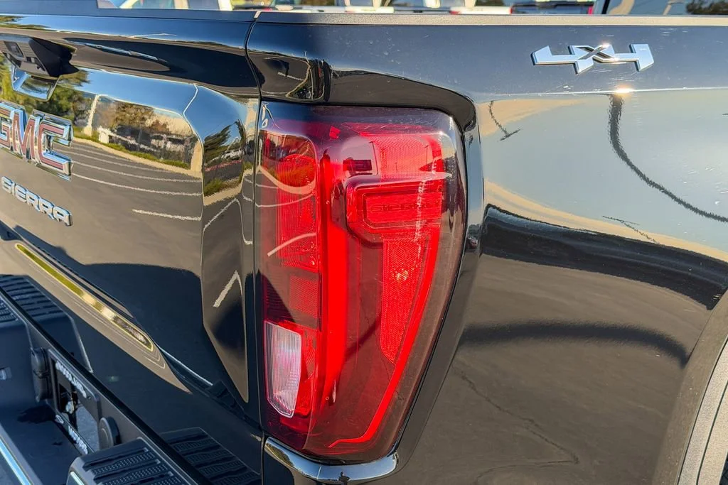 2026 GMC Sierra 1500 Pro - Photo 7