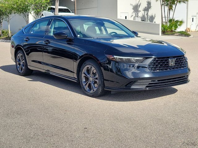 2023 Honda Accord Hybrid EX-L w/o BSI's photo