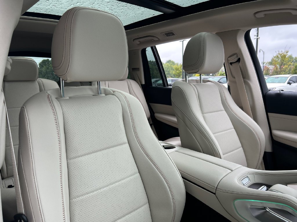 New 2027 Polar White Mercedes-Benz GLS 450 image 68