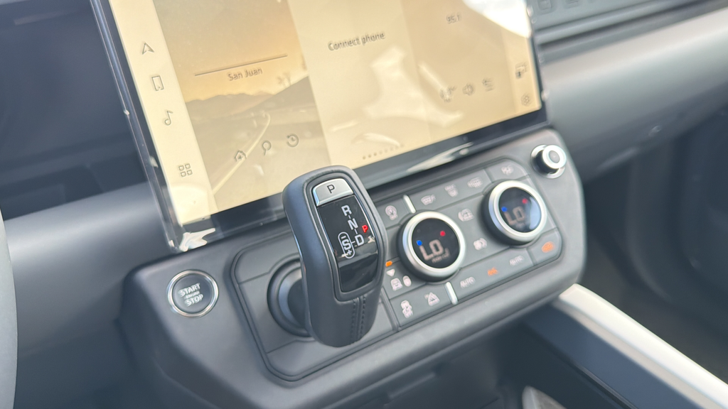 New 2026 Carpathian Grey Land Rover X-Dynamic SE image 21