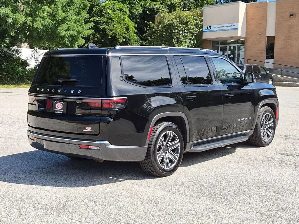 Used 2022 Black Jeep Series III image 3