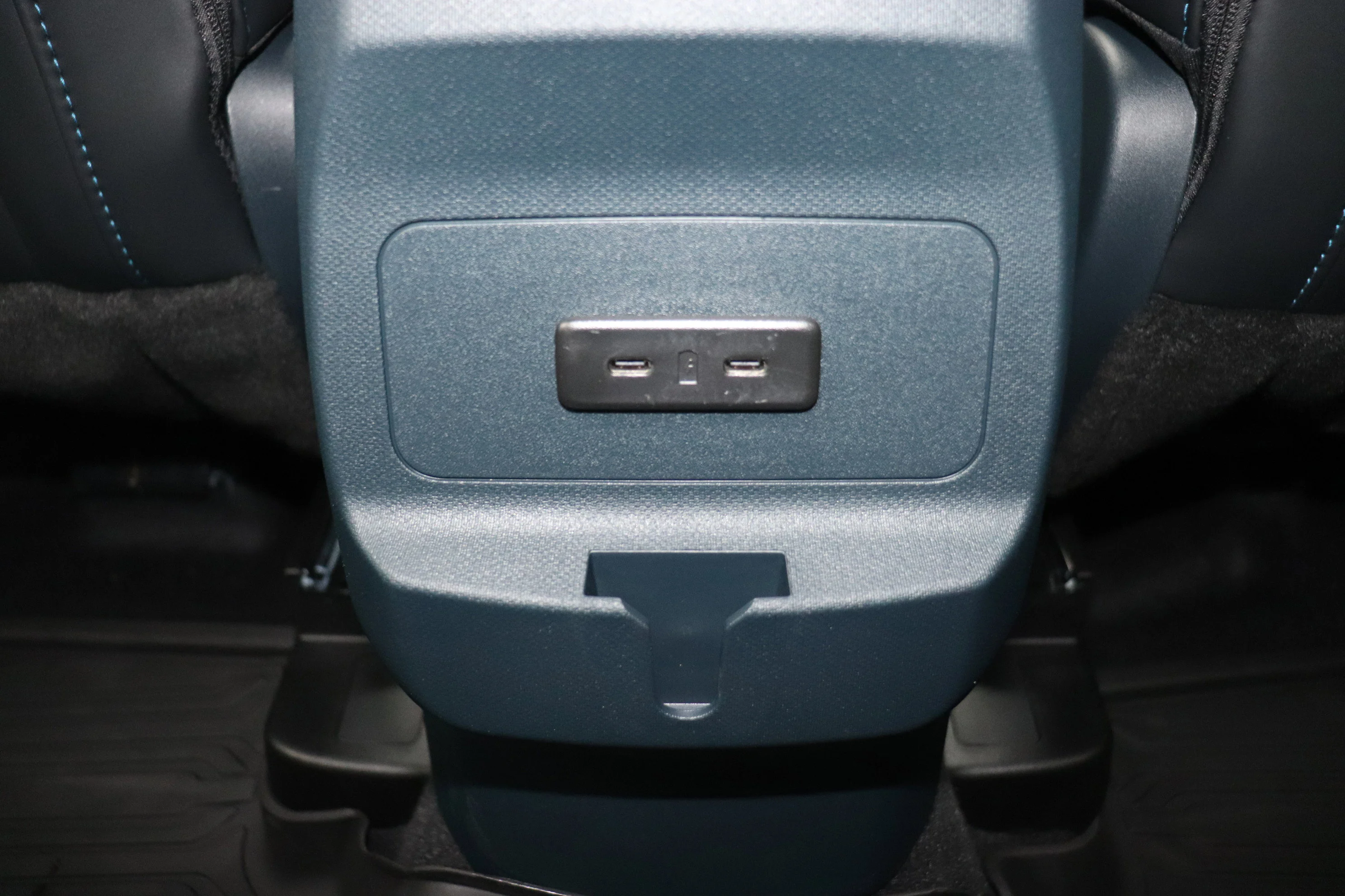 New 2026 SHADOW BLACK Ford Lobo Standard image 16