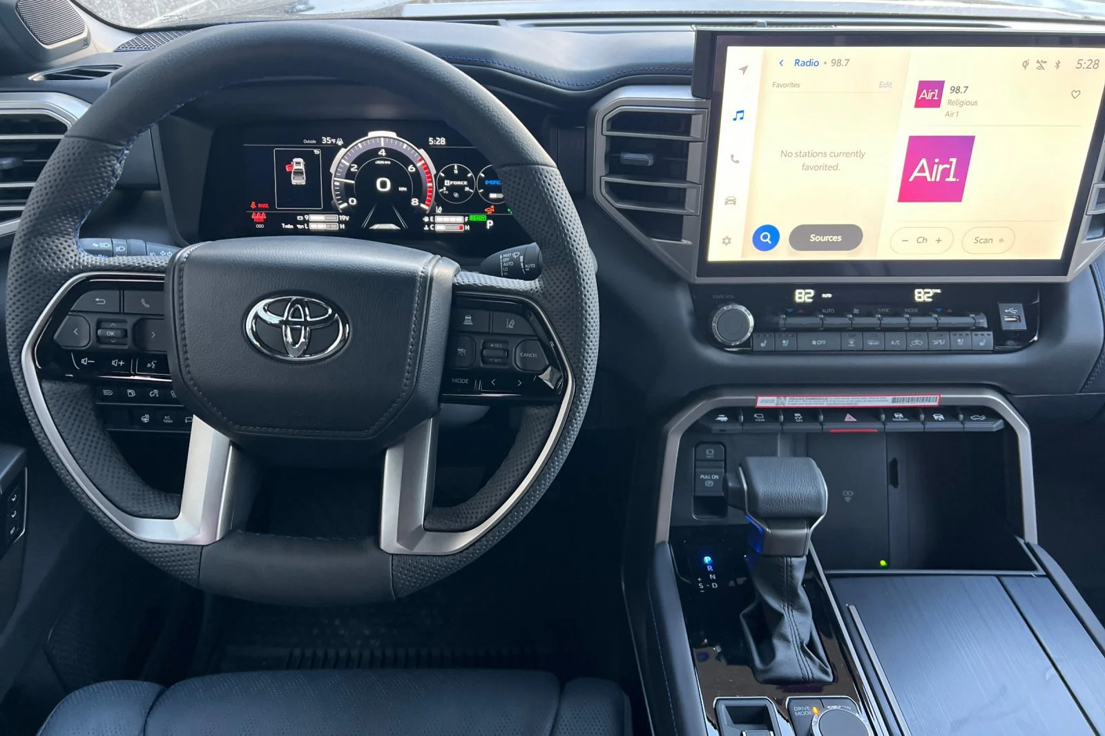2026 Toyota Tundra Platinum - Photo 11