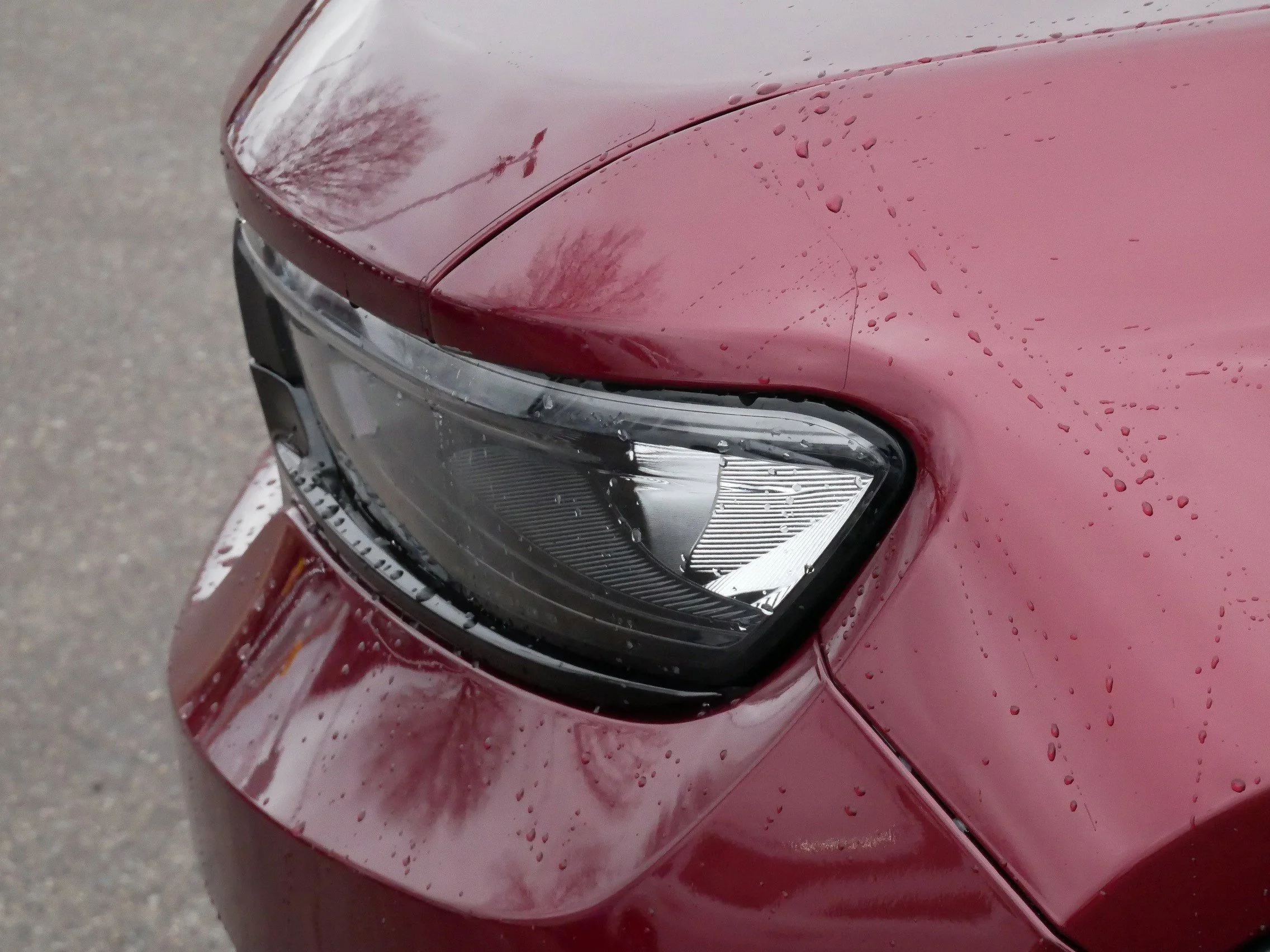 Used 2023 Velvet Red Pearlcoat Jeep Limited image 16
