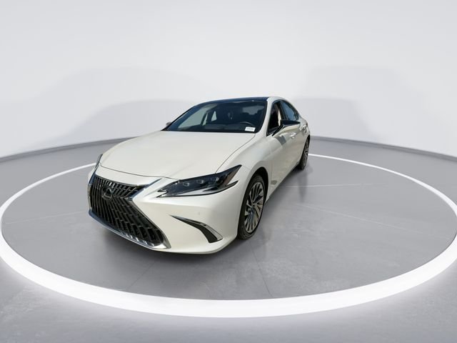 Certified Used 2025 White Lexus 350 Ultra Luxury image 3