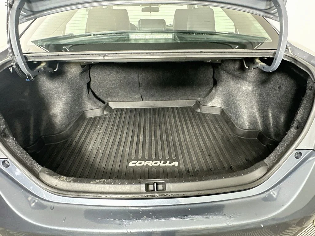Used 2014 Slate Metallic Toyota S Premium image 26