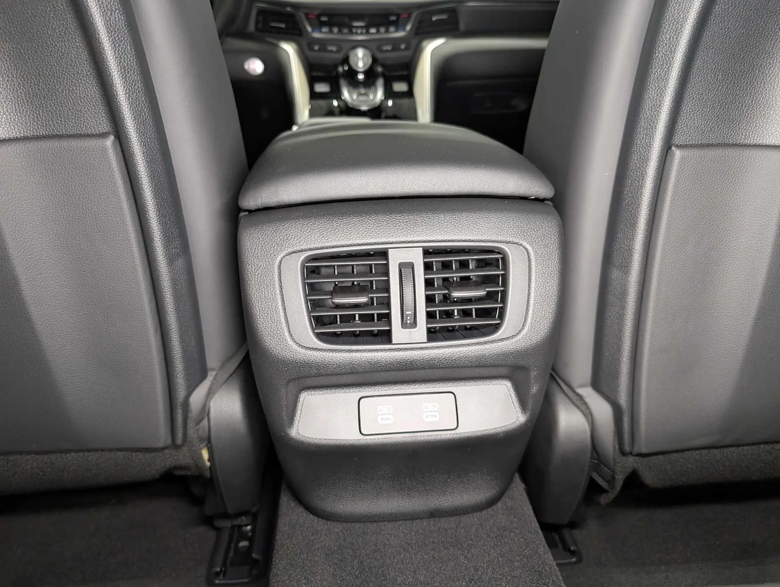 Used 2025 Liquid Carbon Metallic Acura w/Technology Package image 21