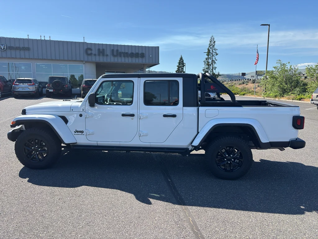 2023 Jeep Gladiator