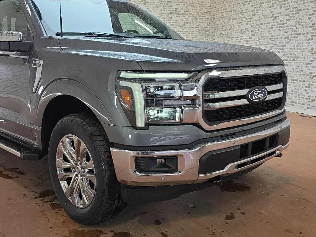 New 2026 Gray Ford Lariat image 8