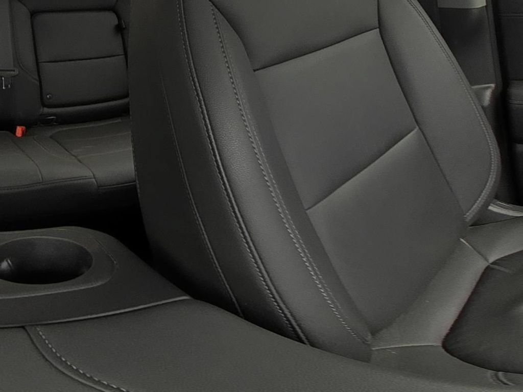 Used 2021 SILVER ICE METALLIC Chevrolet RST image 14