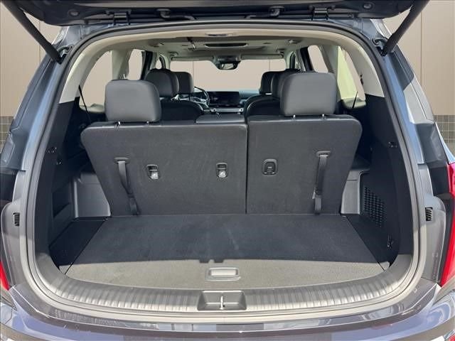 Used 2025 Gray Kia S image 21