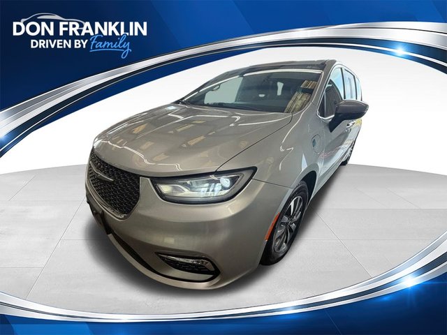 2023 Chrysler Pacifica Hybrid Touring L