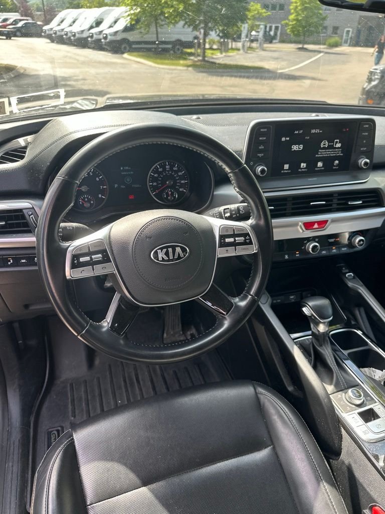 Used 2021 Gray Kia S image 15