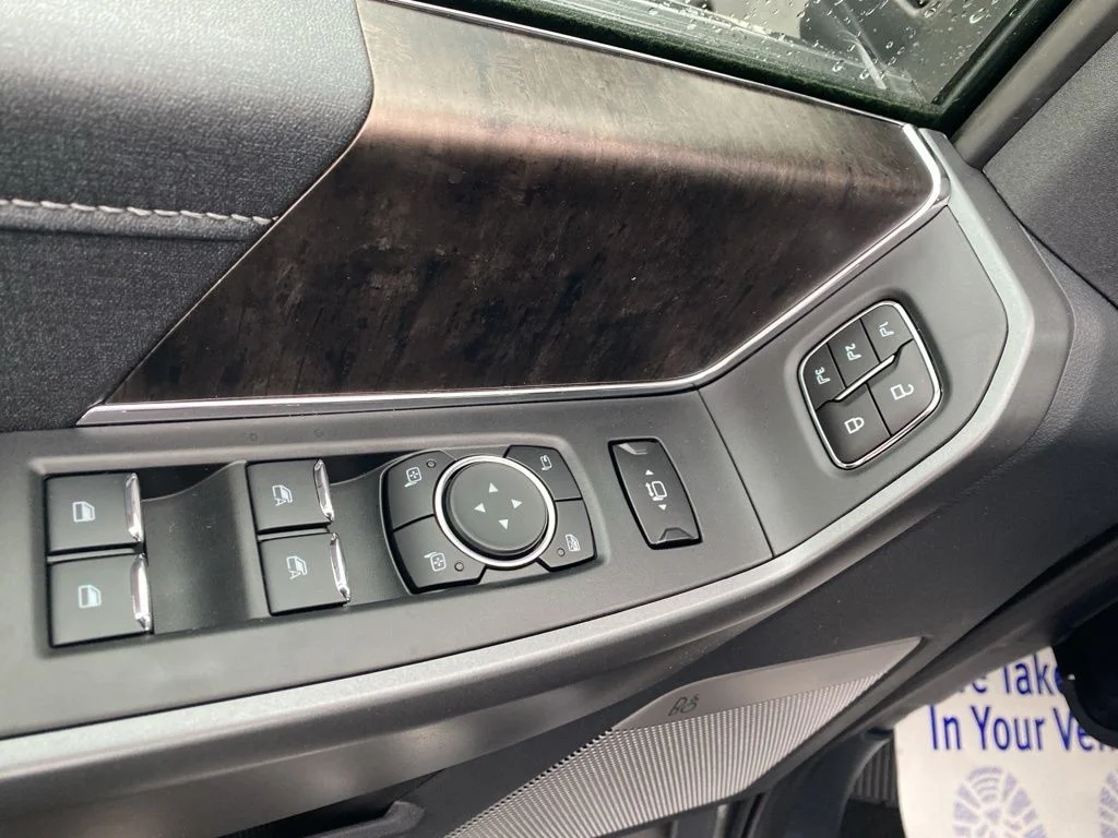 New 2026 Carbonized Gray Metallic Ford F-250® Lariat® image 11