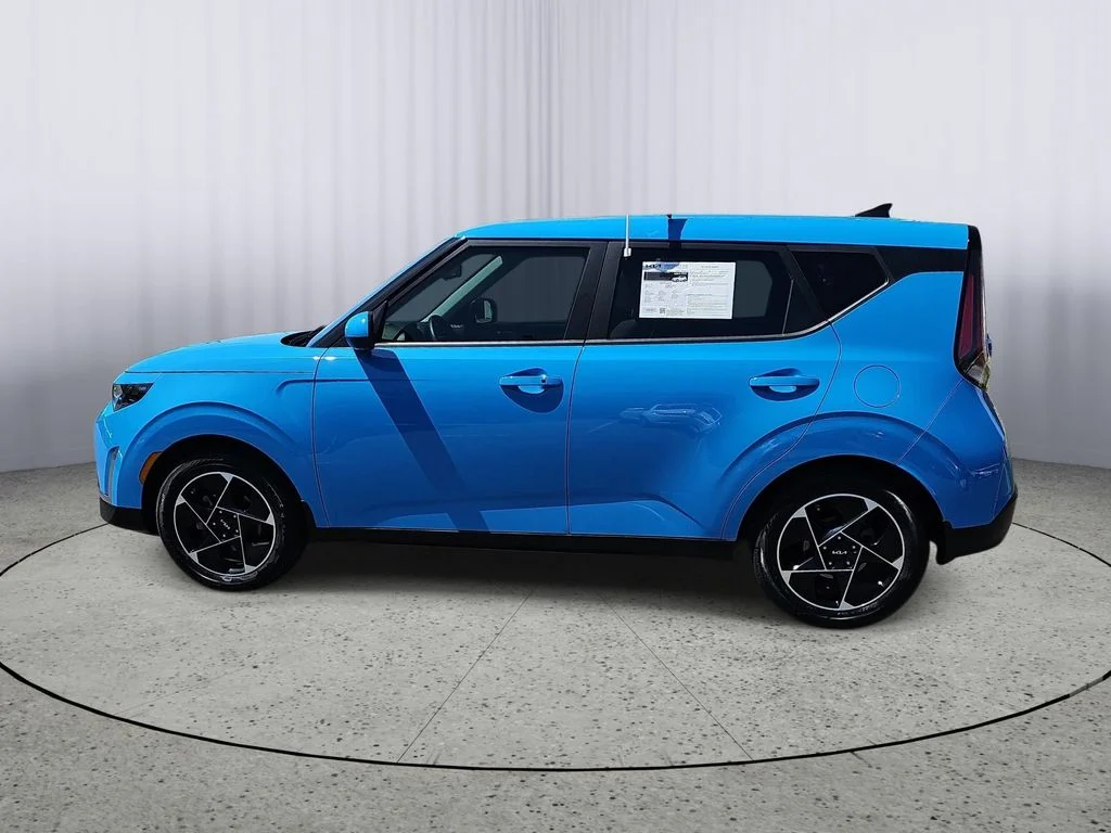 Used 2025 Blue Kia EX image 6
