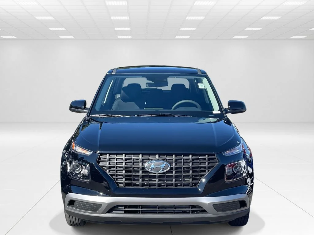 New 2026 Black Hyundai SE image 2