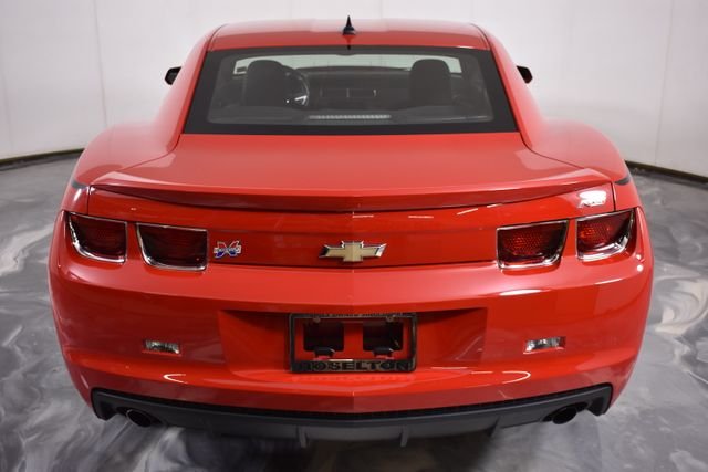 Used 2010 Red Chevrolet 1LT image 5