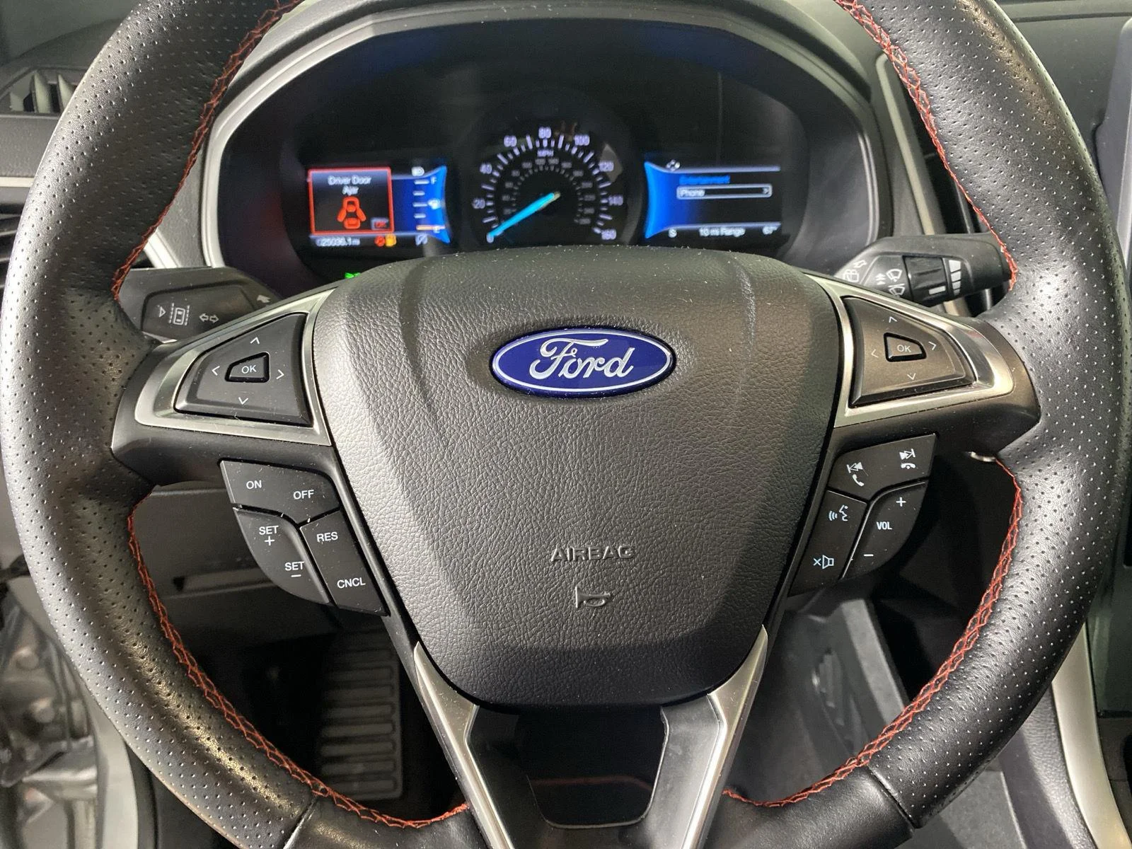 Used 2023 Iconic Silver Ford ST-Line image 24