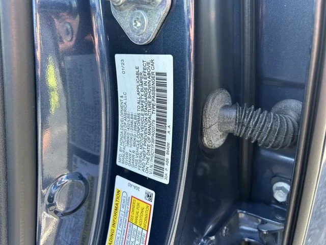 Used 2023  Honda EX image 37