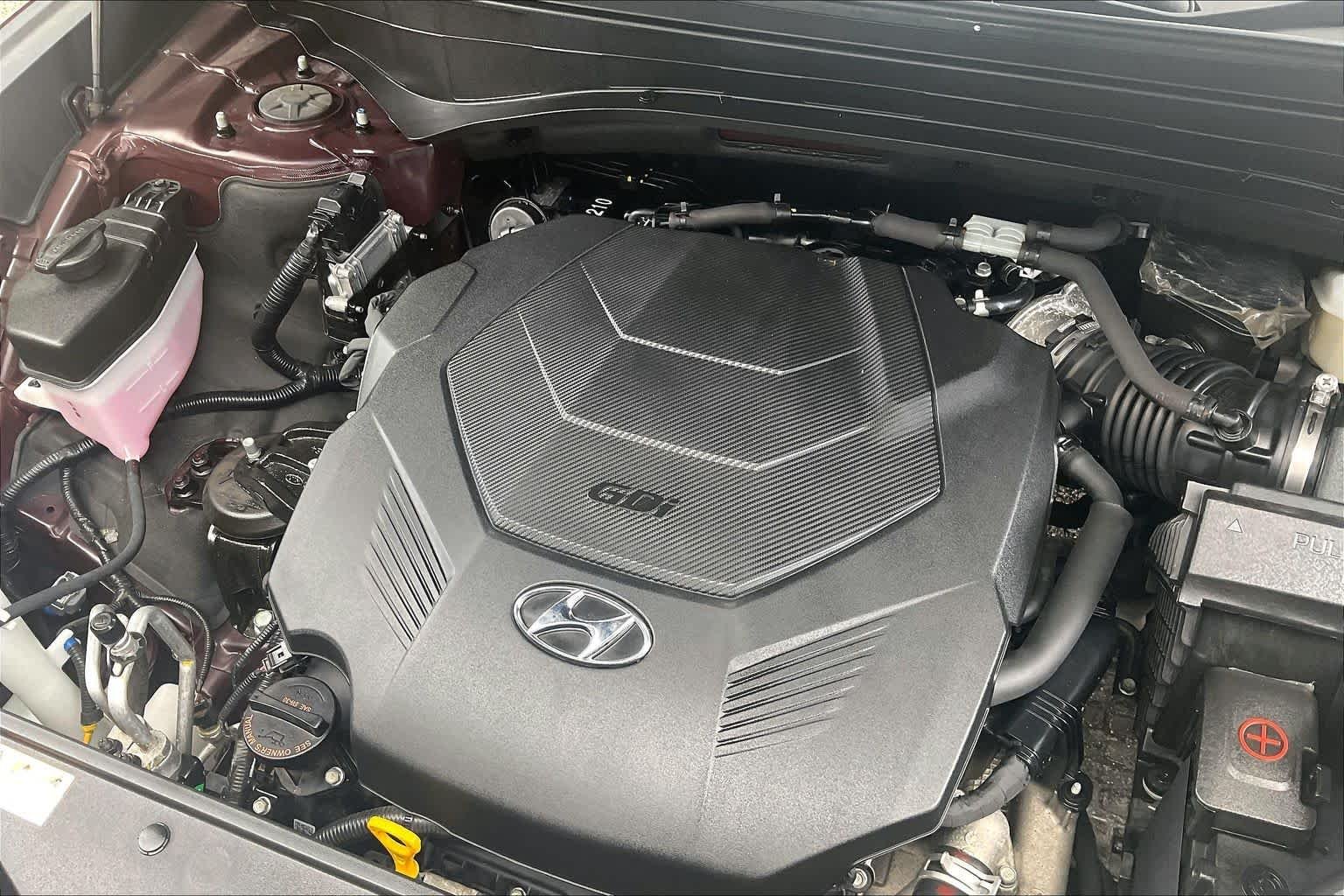 Used 2023 Sierra Burgundy Hyundai SEL image 33