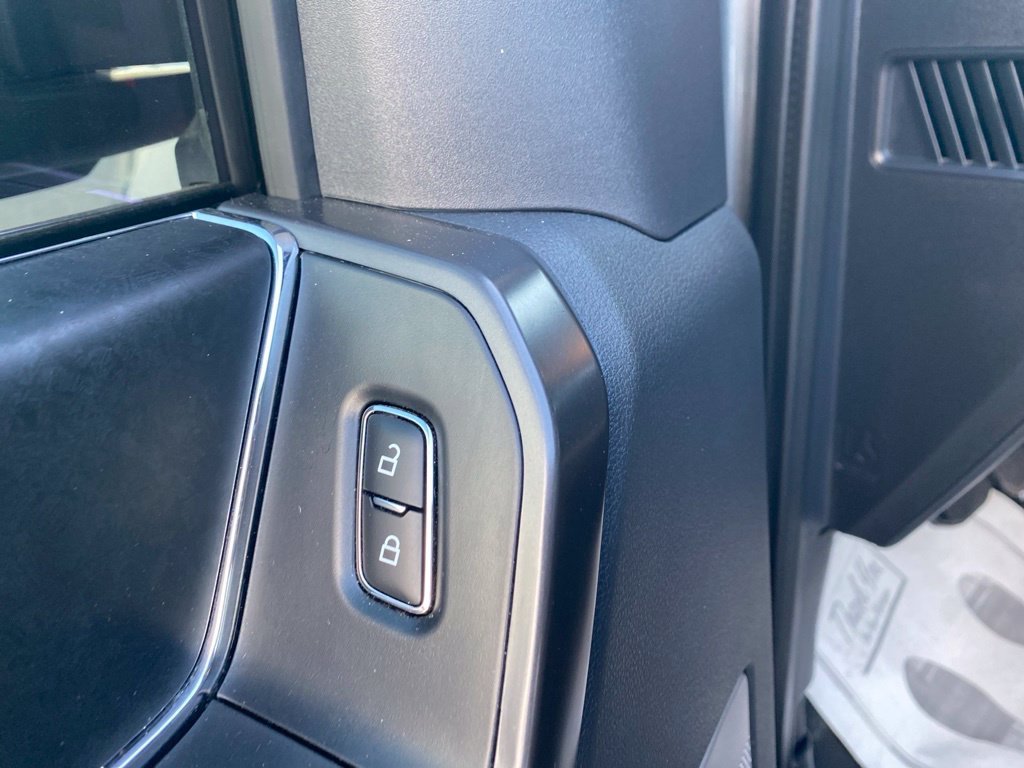 Used 2025 Gray Ford Tremor image 12