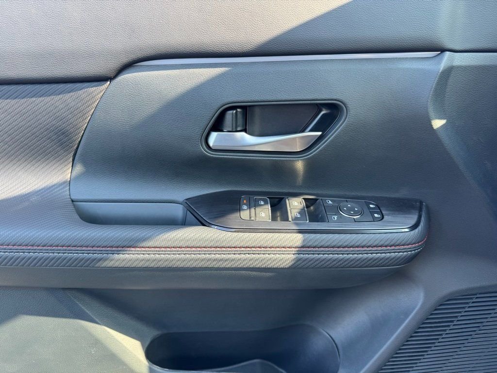 2026 Nissan KICKS SR AWD - Photo 15