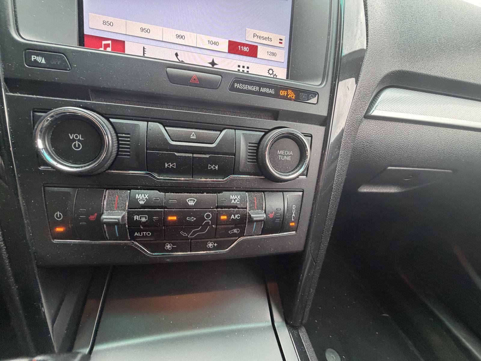 Used 2017 Magnetic Ford XLT image 16