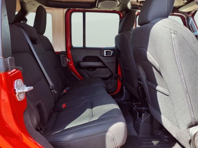 2019 Jeep Wrangler Unlimited Sahara - Photo 15