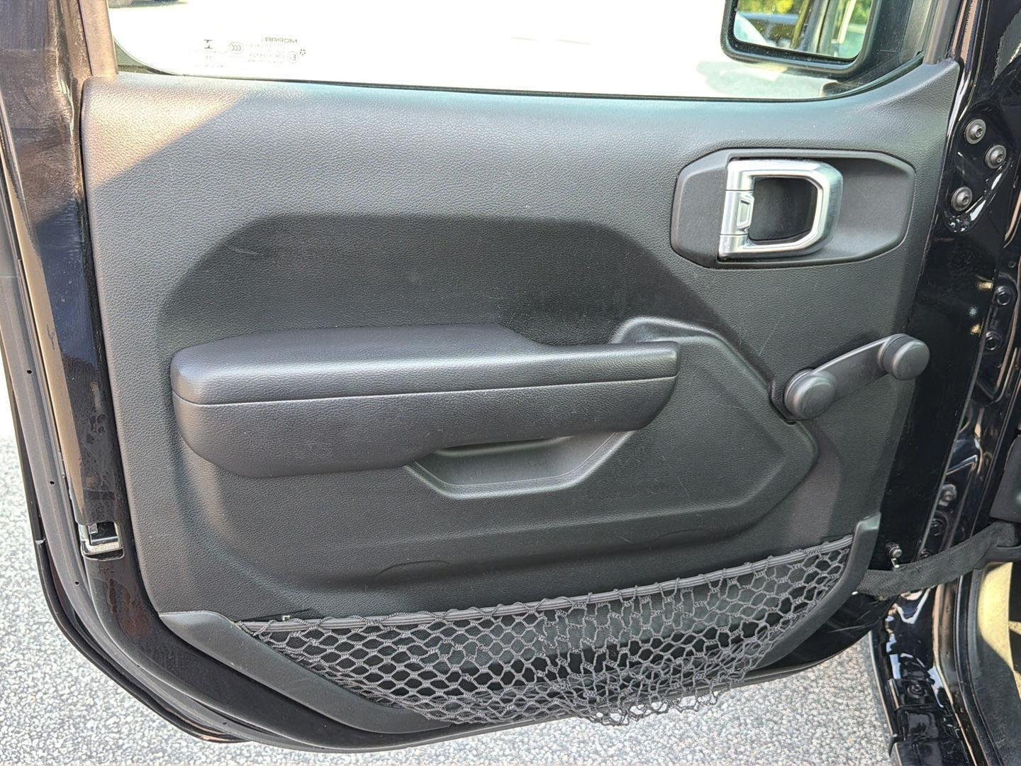 Used 2020 Black Clearcoat Jeep Sport image 16