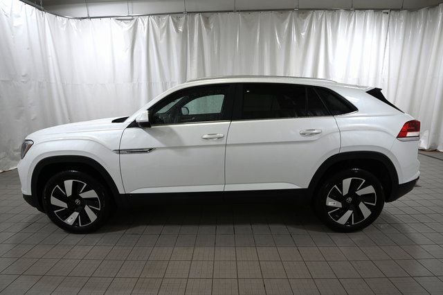 2026 Volkswagen Atlas Cross Sport SE w/Tech - Photo 9