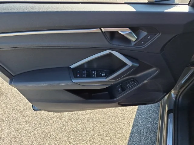 Used 2025  Audi Premium image 12