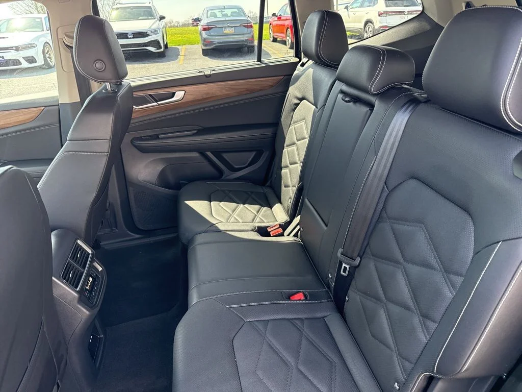 2026 Volkswagen Atlas SE w/Tech - Photo 26