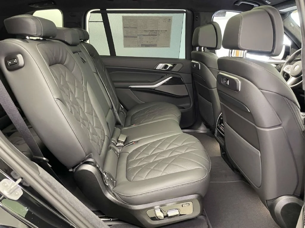New 2027 Black BMW xDrive40i image 21