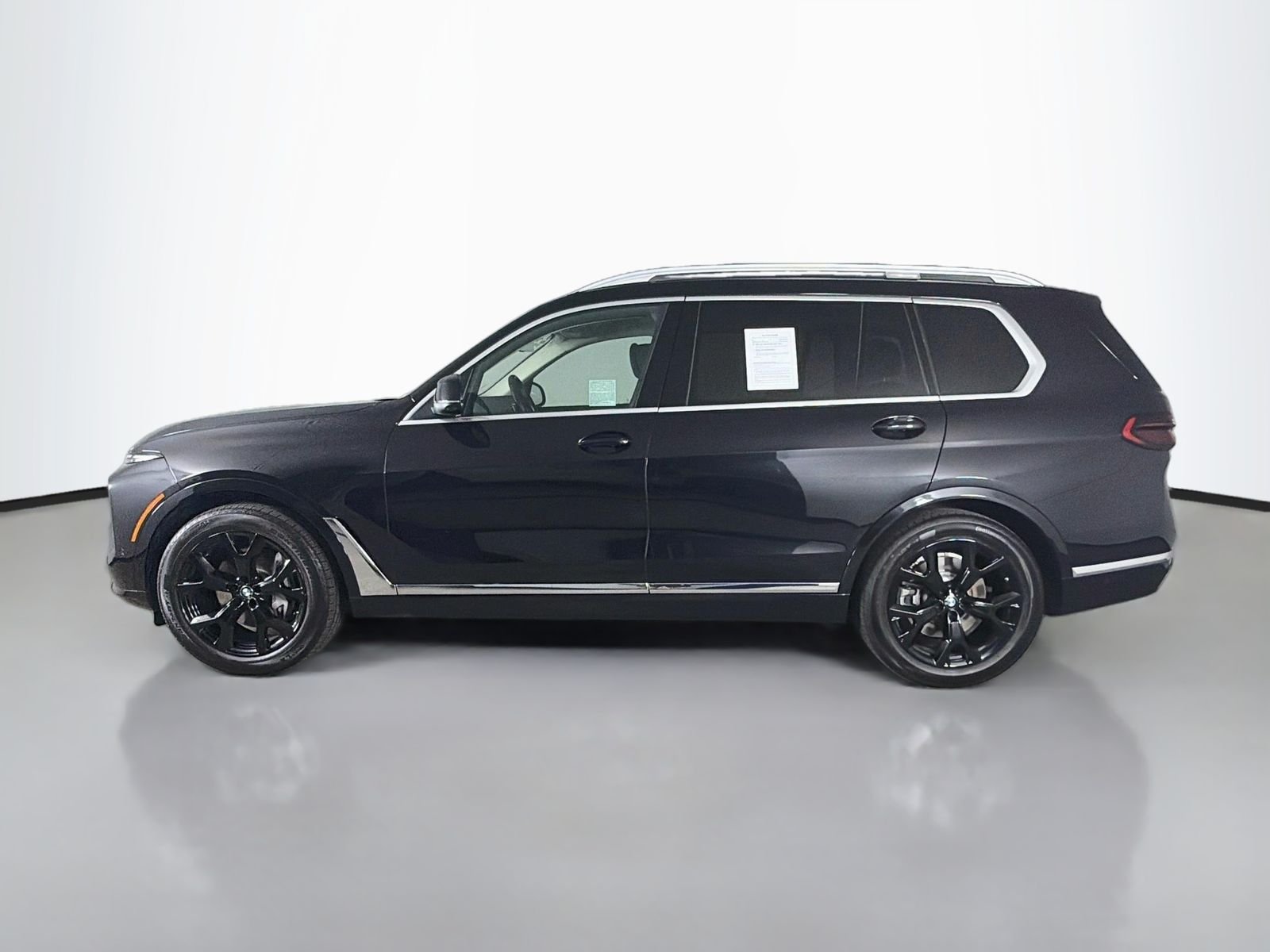 Certified Used 2024 Black Sapphire Metallic BMW xDrive40i image 4