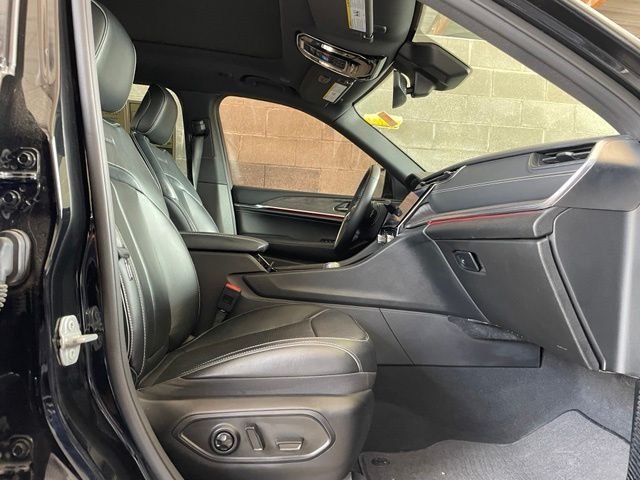 Used 2022 Black Jeep Overland image 22