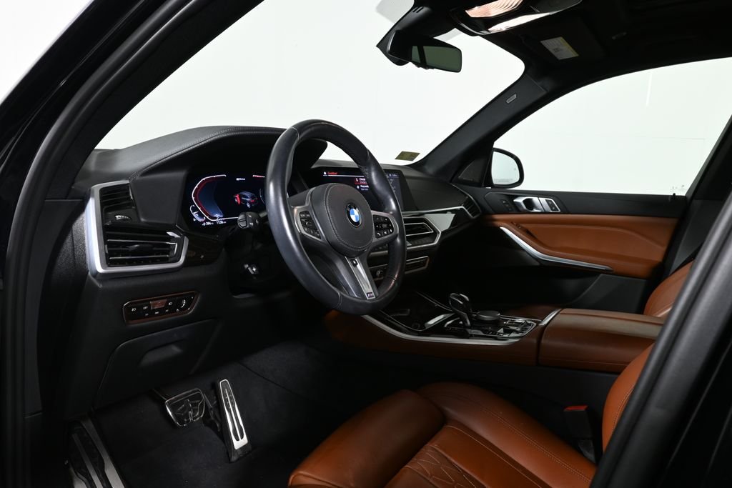 Used 2021 Black BMW xDrive45e image 4