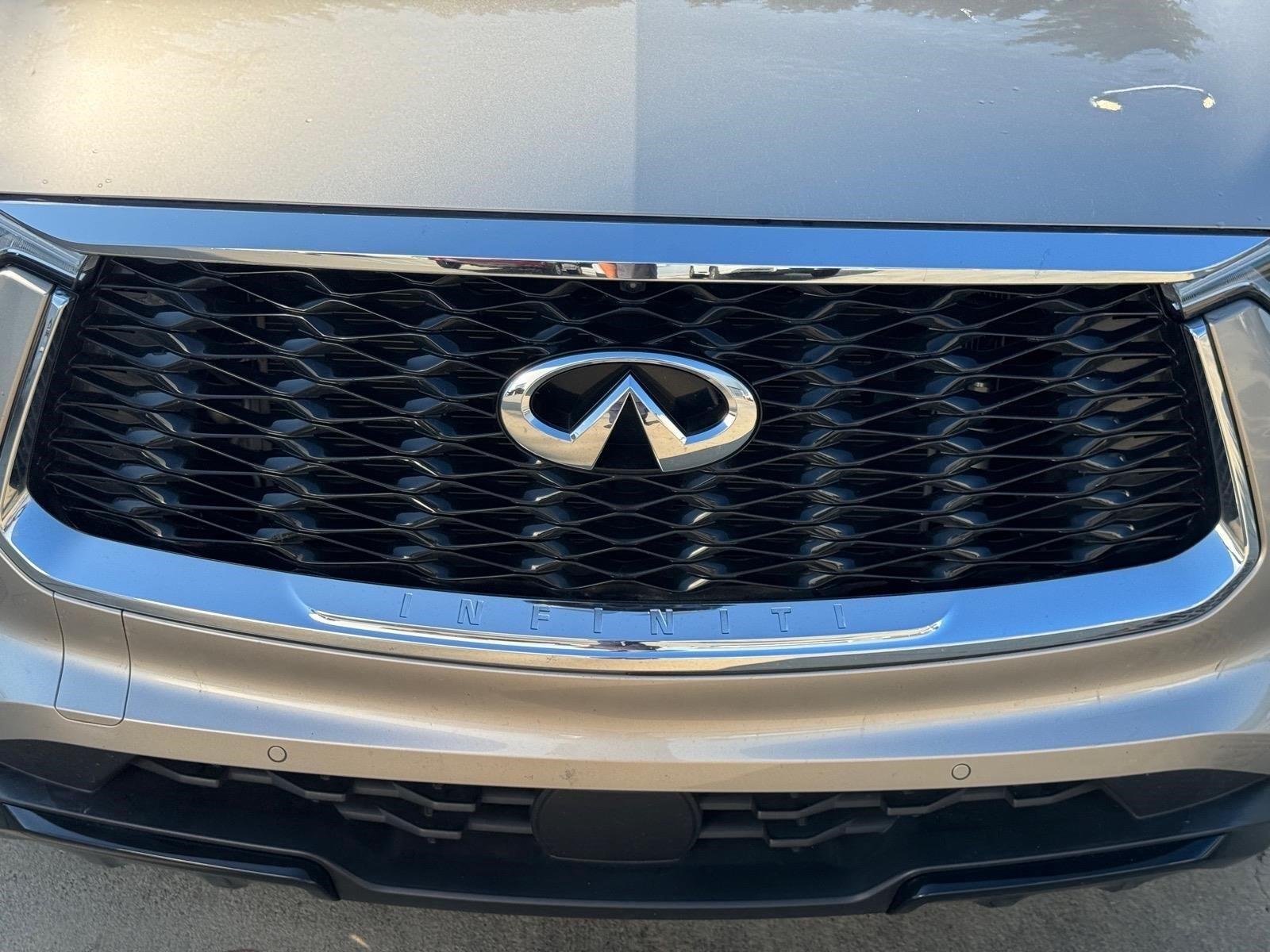 Used 2024 Warm Titanium INFINITI LUXE image 22