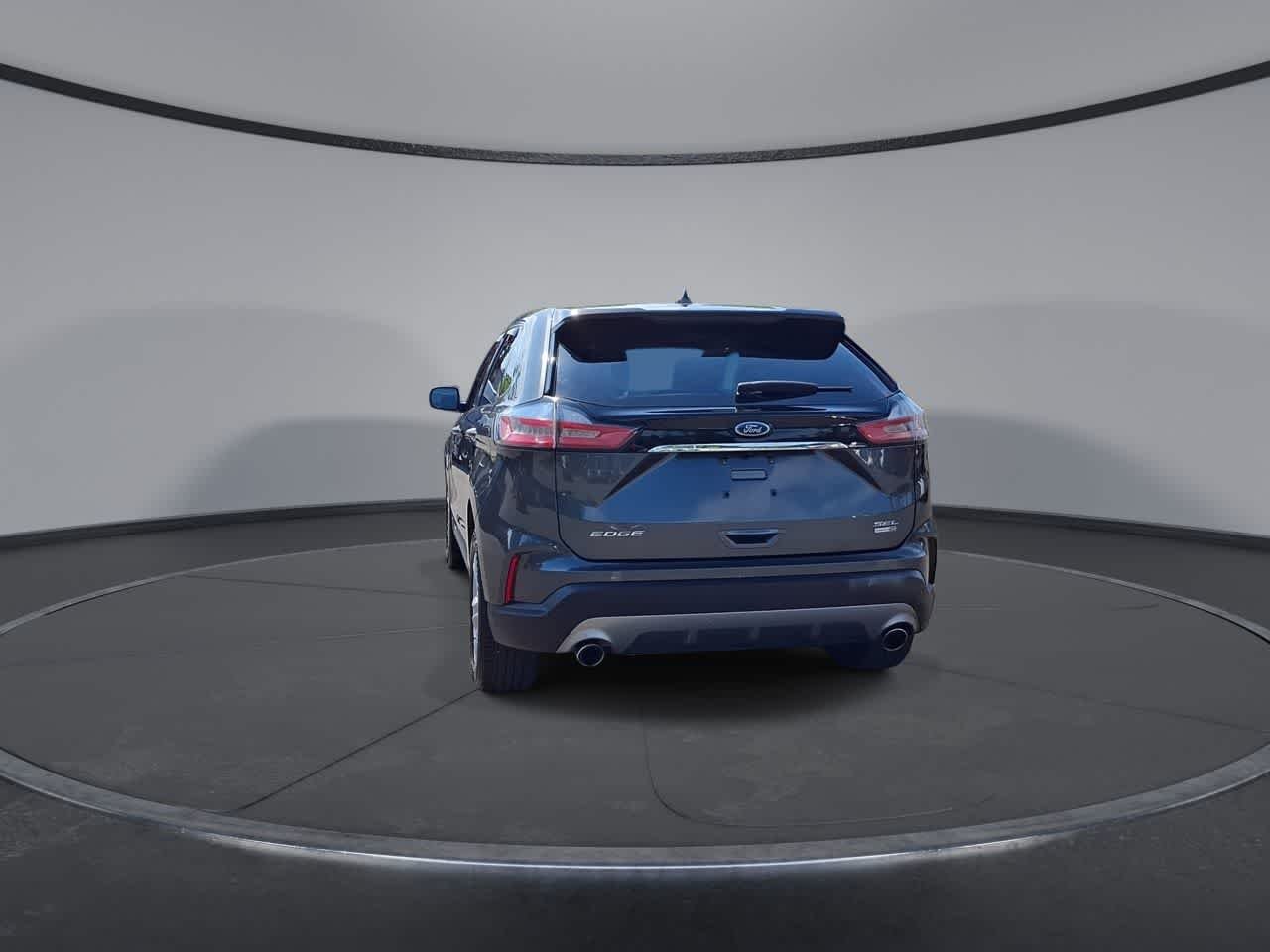 Used 2020 Magnetic Metallic Ford SEL image 7